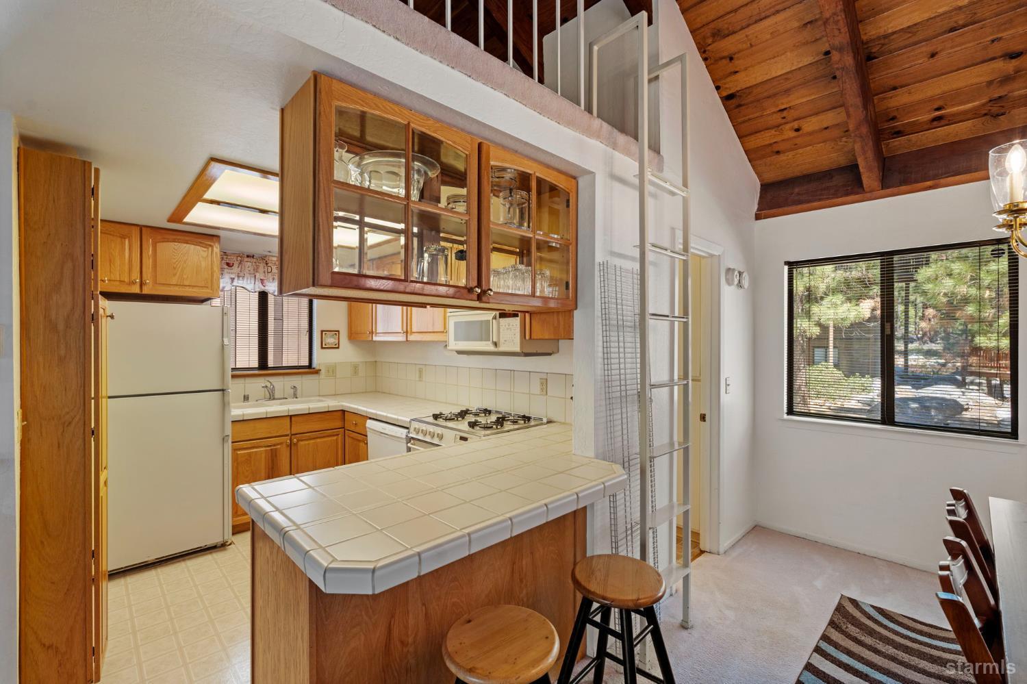 Stateline, Nevada, 89449, United States, 3 Bedrooms Bedrooms, ,3 BathroomsBathrooms,Residential,For Sale,1933310