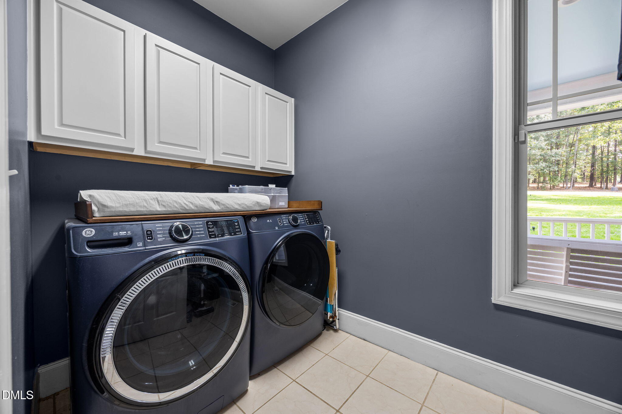 Raleigh, North Carolina, 27603, United States, 3 Bedrooms Bedrooms, ,4 BathroomsBathrooms,Residential,For Sale,1989166