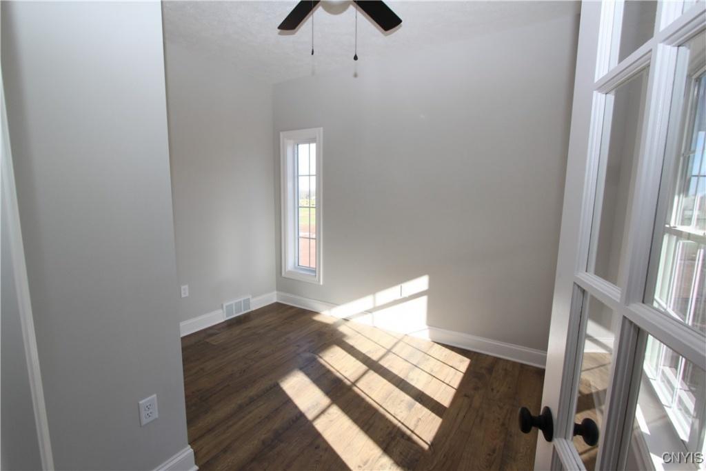 Baldwinsville, New York, 13027, United States, 4 Bedrooms Bedrooms, ,3 BathroomsBathrooms,Residential,For Sale,1686652