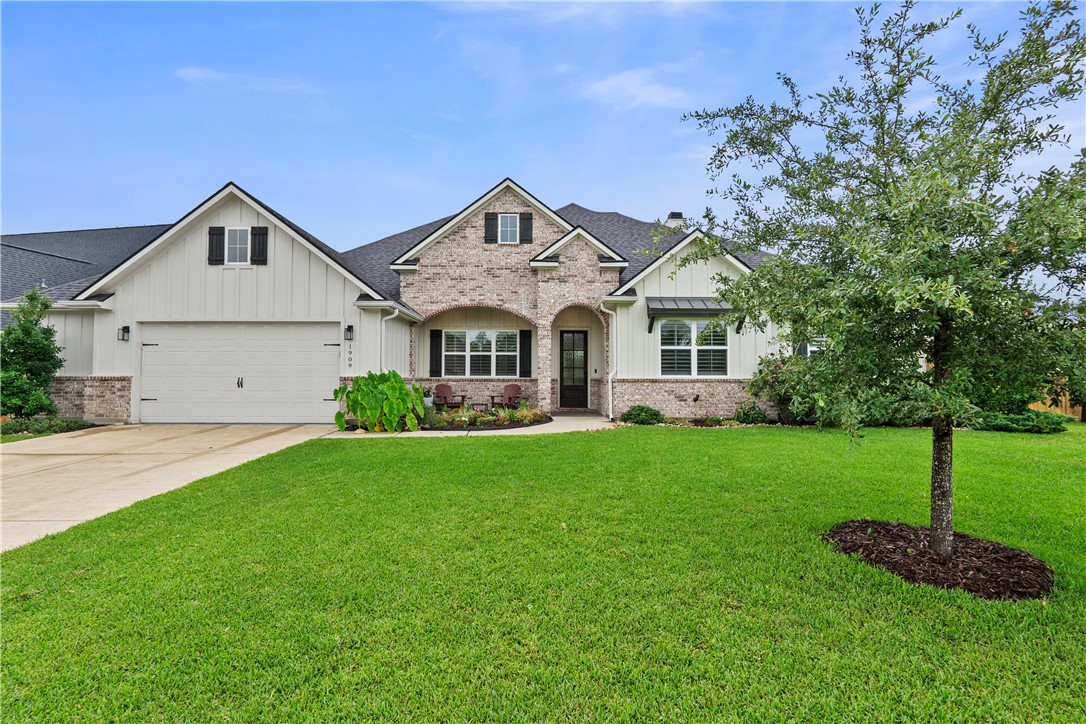 College Station, Texas, 77845, United States, 4 Bedrooms Bedrooms, ,4 BathroomsBathrooms,Residential,For Sale,1862401