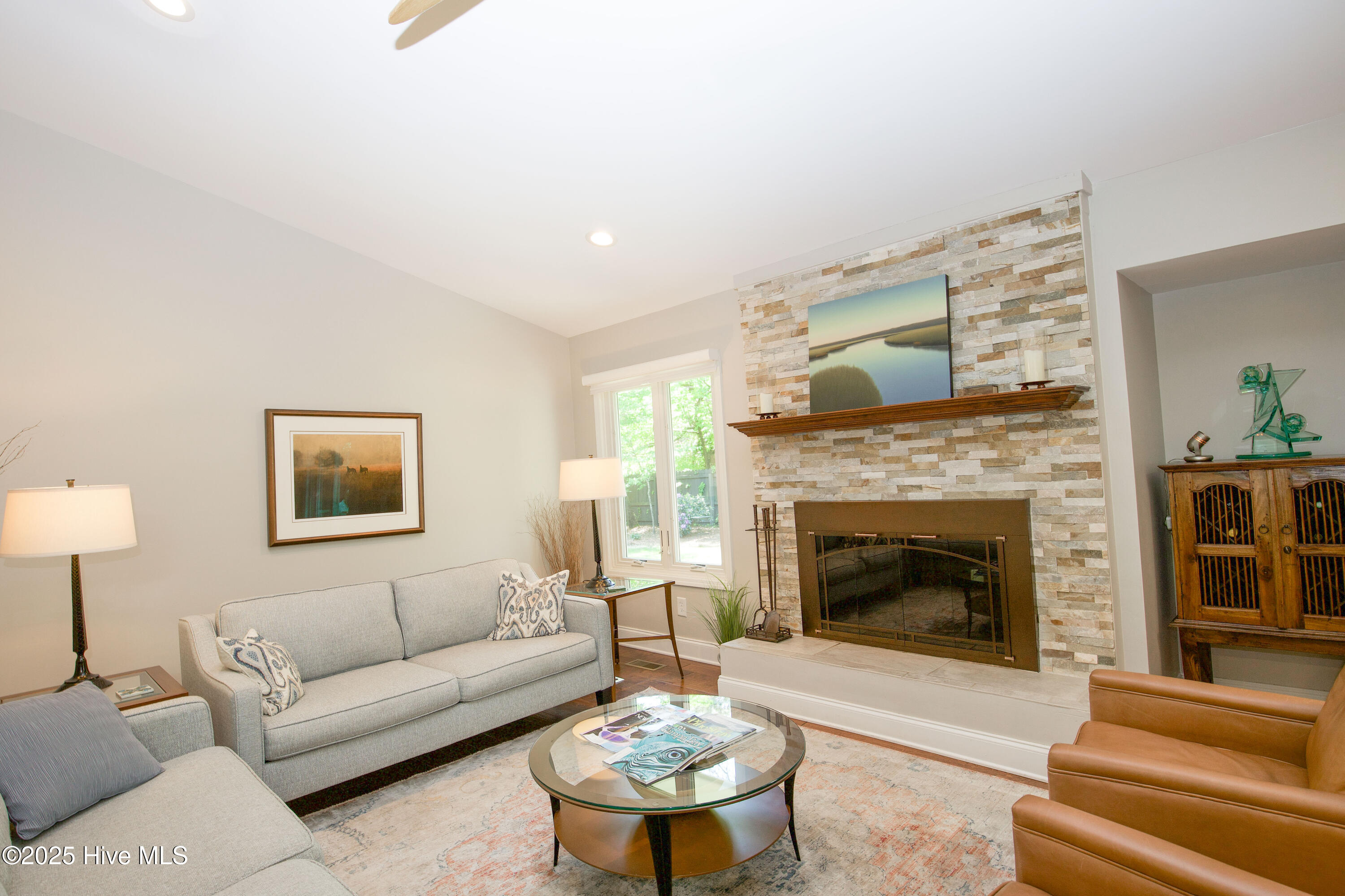 Pinehurst, North Carolina, 28374, United States, 3 Bedrooms Bedrooms, ,2 BathroomsBathrooms,Residential,For Sale,1874358