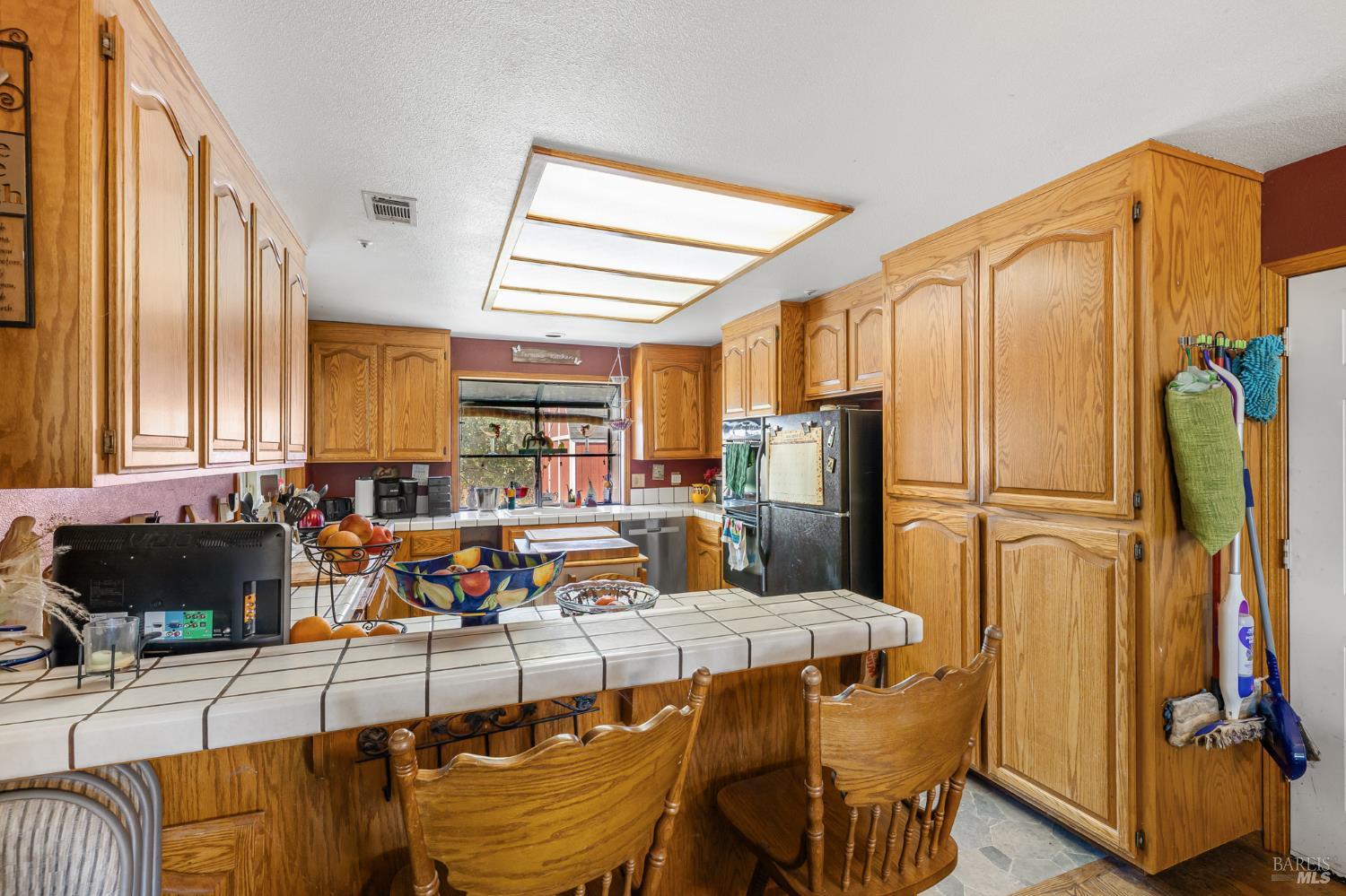 Vacaville, California, 95688, United States, 3 Bedrooms Bedrooms, ,2 BathroomsBathrooms,Residential,For Sale,1847401
