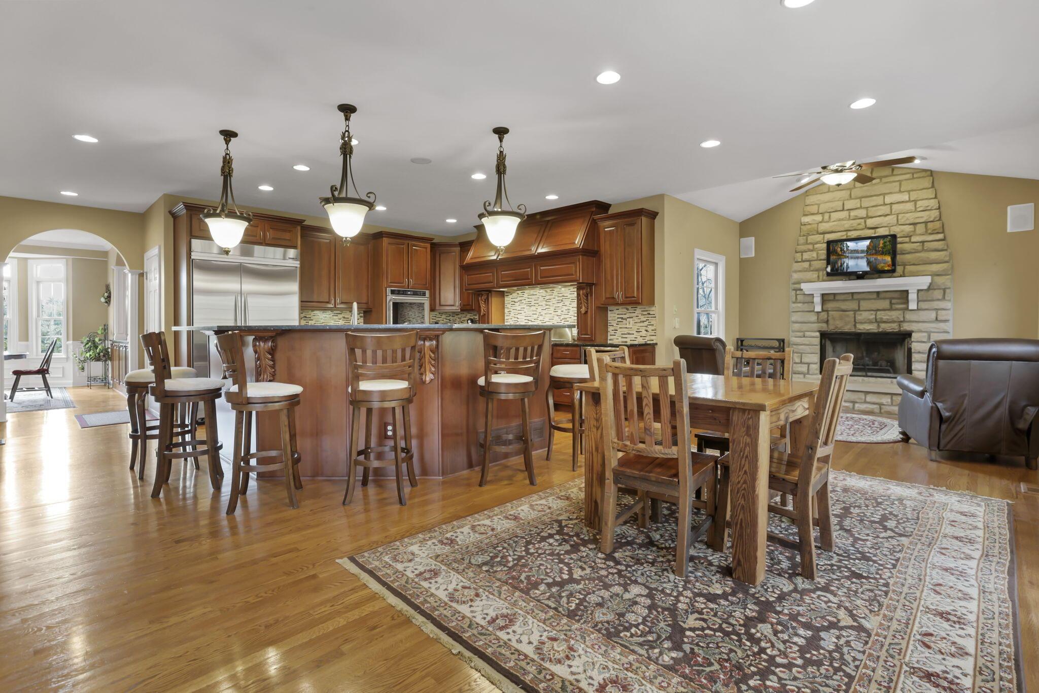 Delaware, Ohio, 43015, United States, 4 Bedrooms Bedrooms, ,4 BathroomsBathrooms,Residential,For Sale,1987027