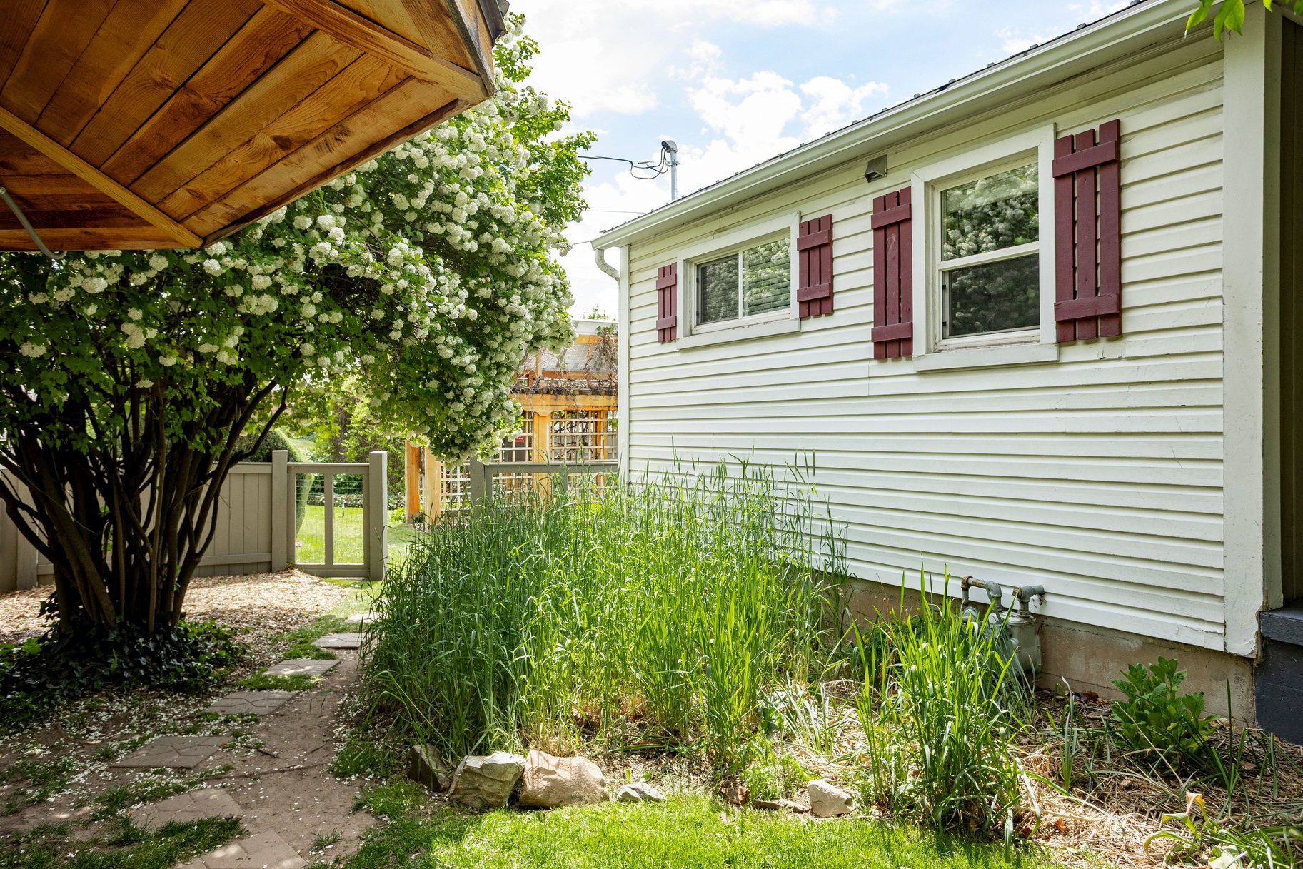  Multifamily Homestead in the Heart of Holladay - 物件實景
