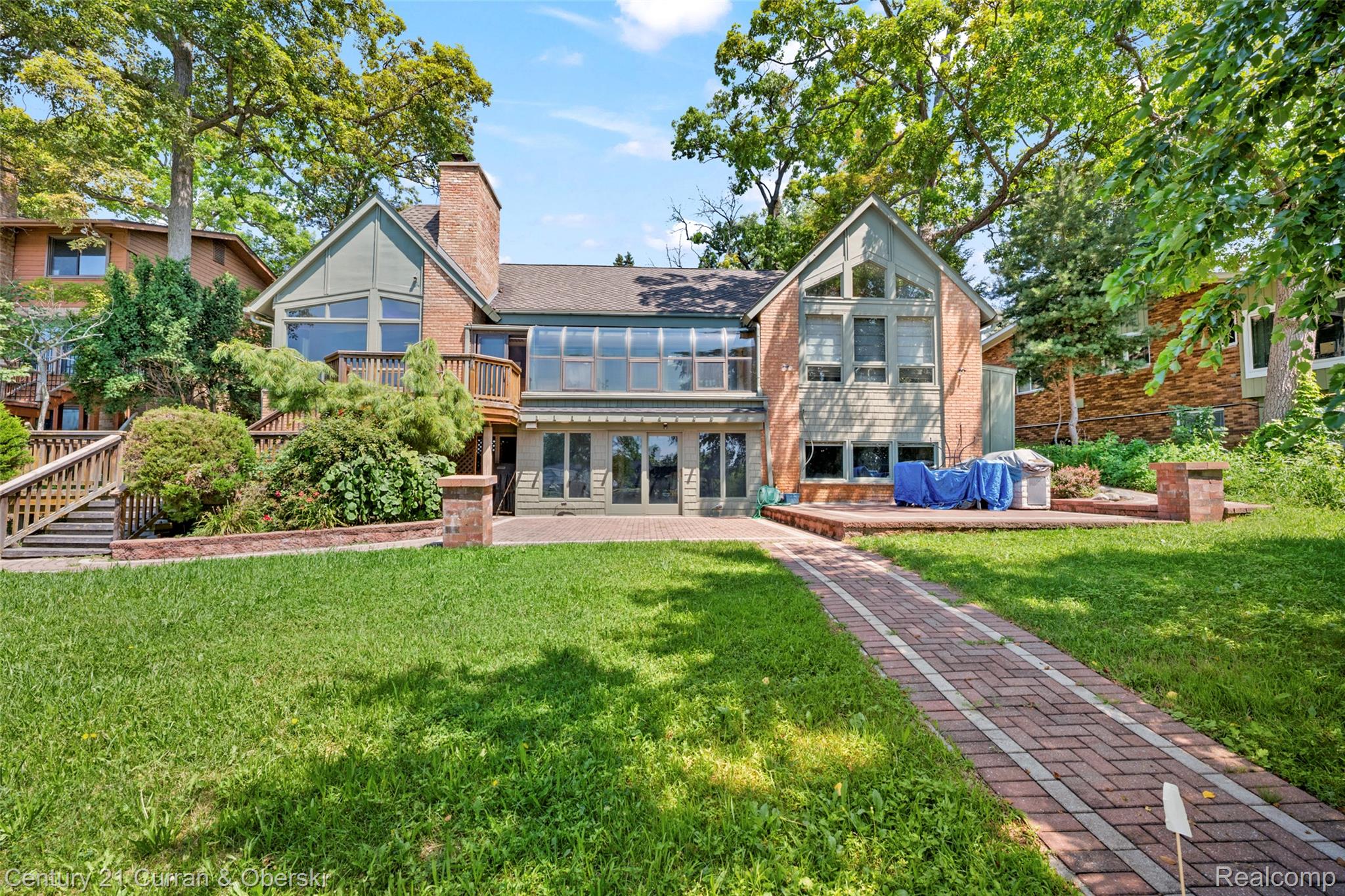 Walled Lake, Michigan, 48390, United States, 3 Bedrooms Bedrooms, ,3 BathroomsBathrooms,Residential,For Sale,1938303