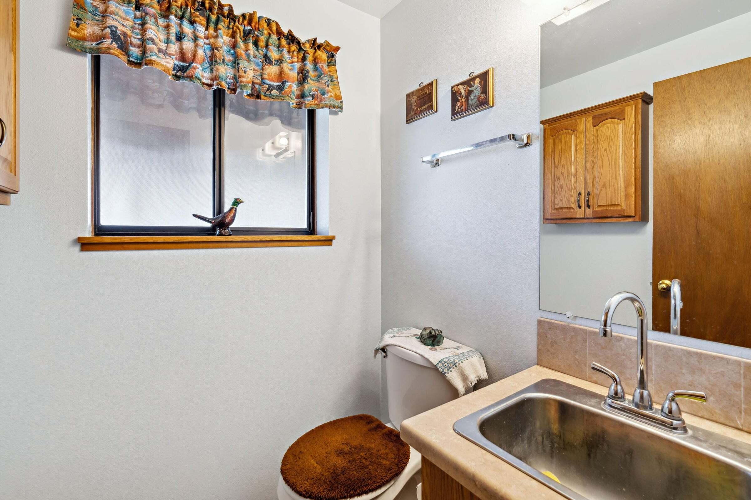 Powell Butte, Oregon, 97753, United States, 3 Bedrooms Bedrooms, ,1 BathroomBathrooms,Residential,For Sale,1770656
