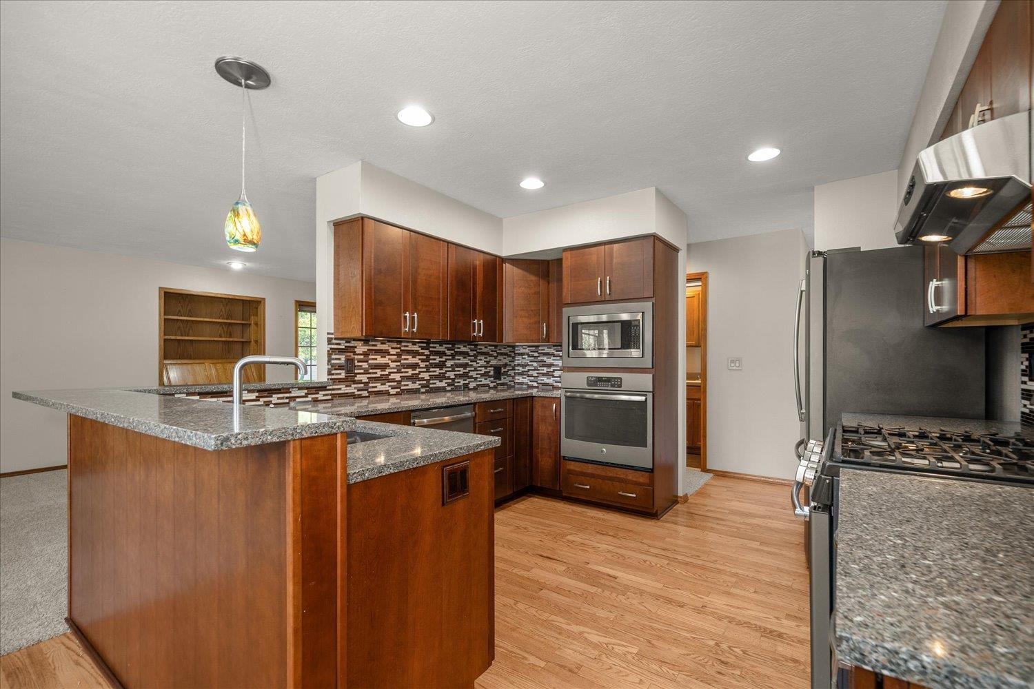 Spokane, Washington, 99203, United States, 3 Bedrooms Bedrooms, ,3 BathroomsBathrooms,Residential,For Sale,1978523