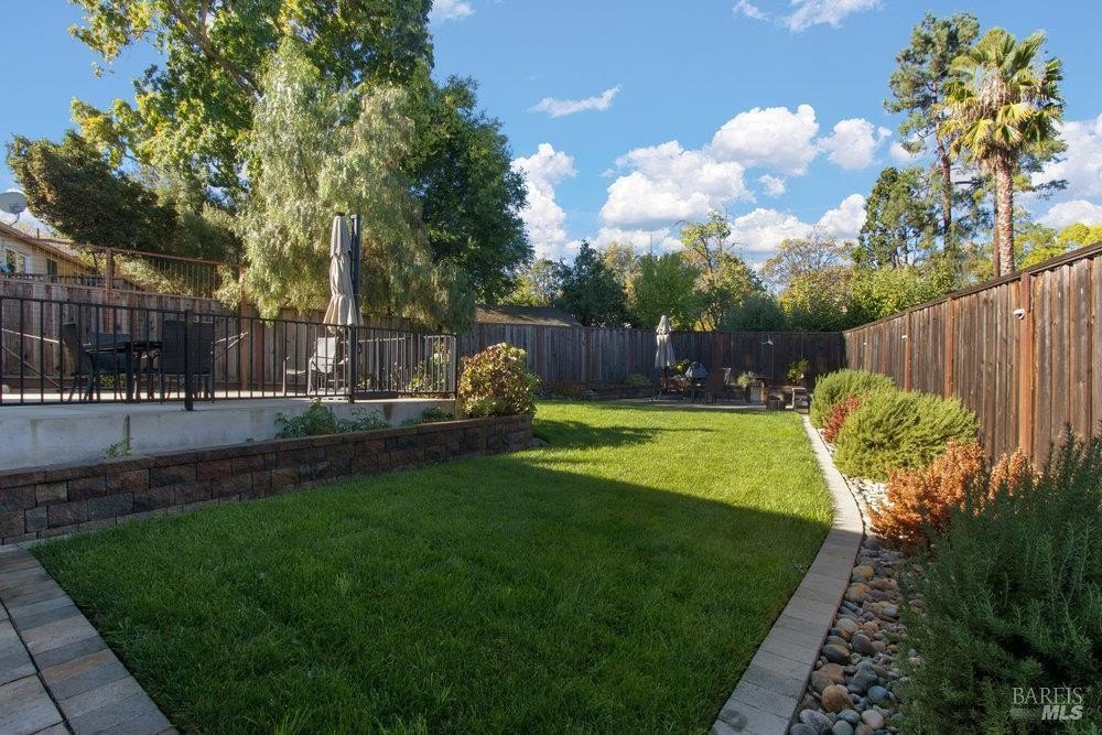 Benicia, California, 94510, United States, 2 Bedrooms Bedrooms, ,1 BathroomBathrooms,Residential,For Sale,1966169