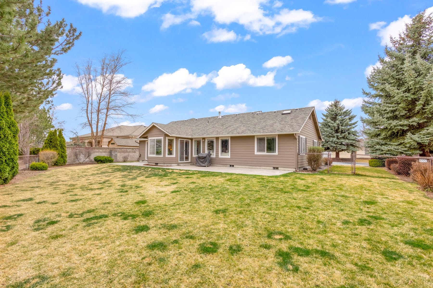  3790 SW Gene Sarazan Drive Redmond, OR 97756 - 物件實景