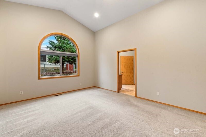 Wenatchee, Washington, 98801, United States, 3 Bedrooms Bedrooms, ,1 BathroomBathrooms,Residential,For Sale,1989040