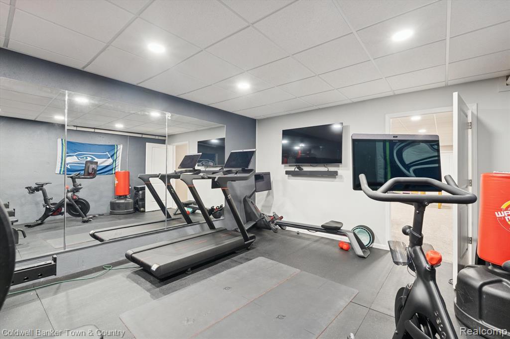 Highland, Michigan, 48357, United States, 4 Bedrooms Bedrooms, ,4 BathroomsBathrooms,Residential,For Sale,2003066