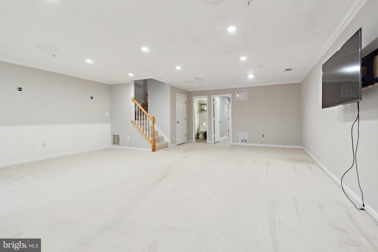 OLNEY, Maryland, 20832, United States, 3 Bedrooms Bedrooms, ,4 BathroomsBathrooms,Residential,For Sale,1931651