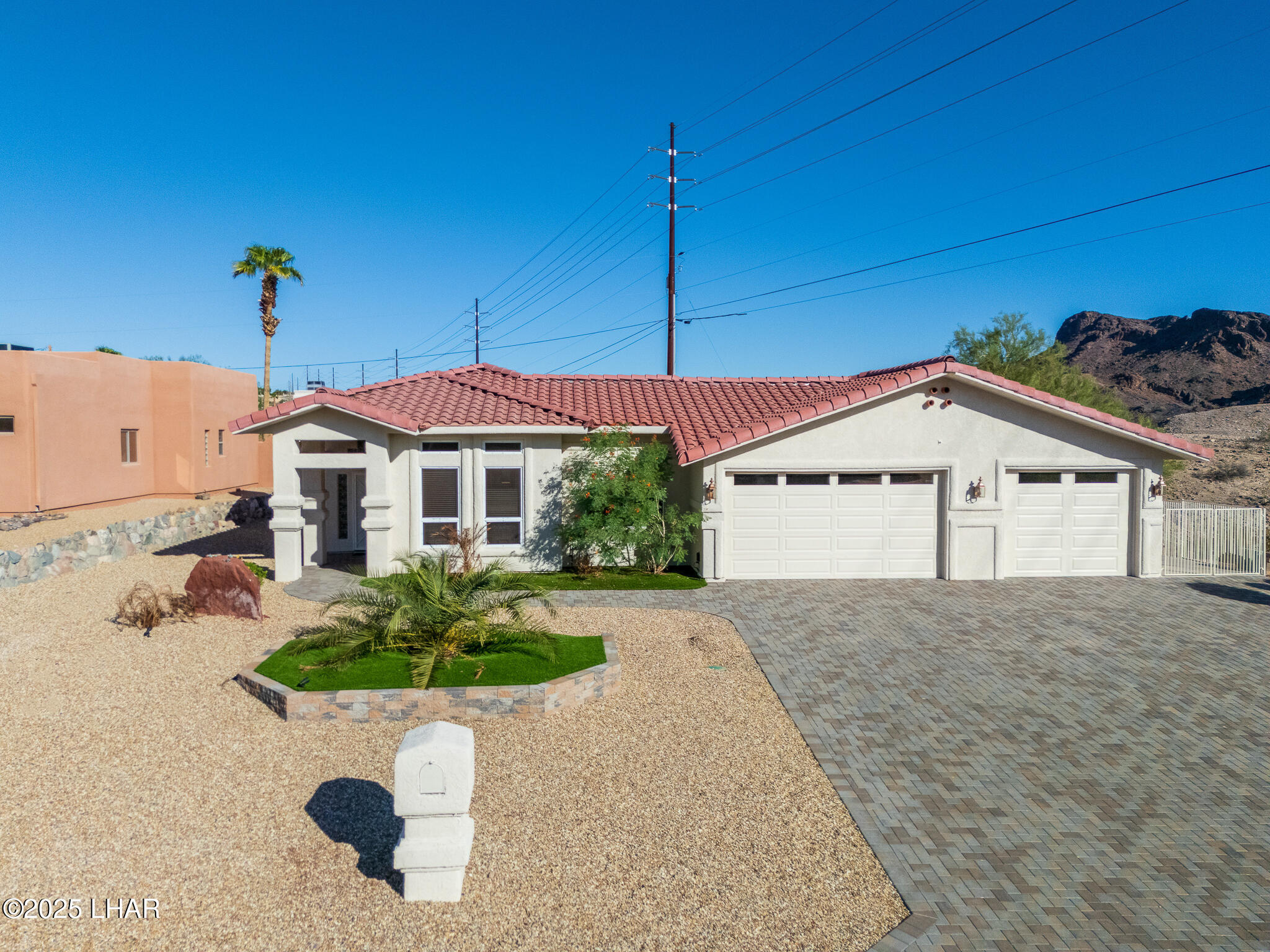 Lake Havasu City, Arizona, 86406, United States, 3 Bedrooms Bedrooms, ,2 BathroomsBathrooms,Residential,For Sale,1846694