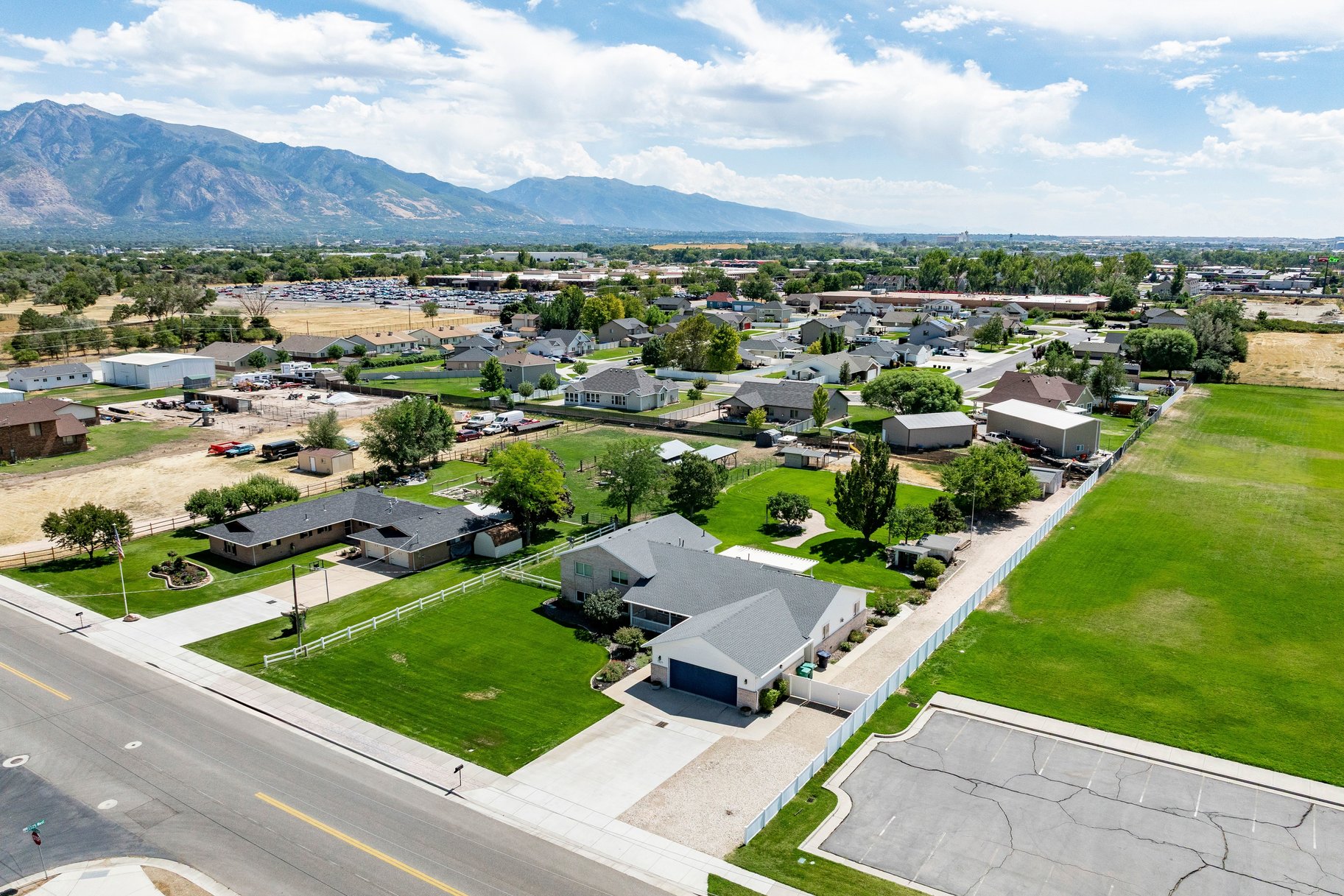  North Ogden Horse Property - 物件實景