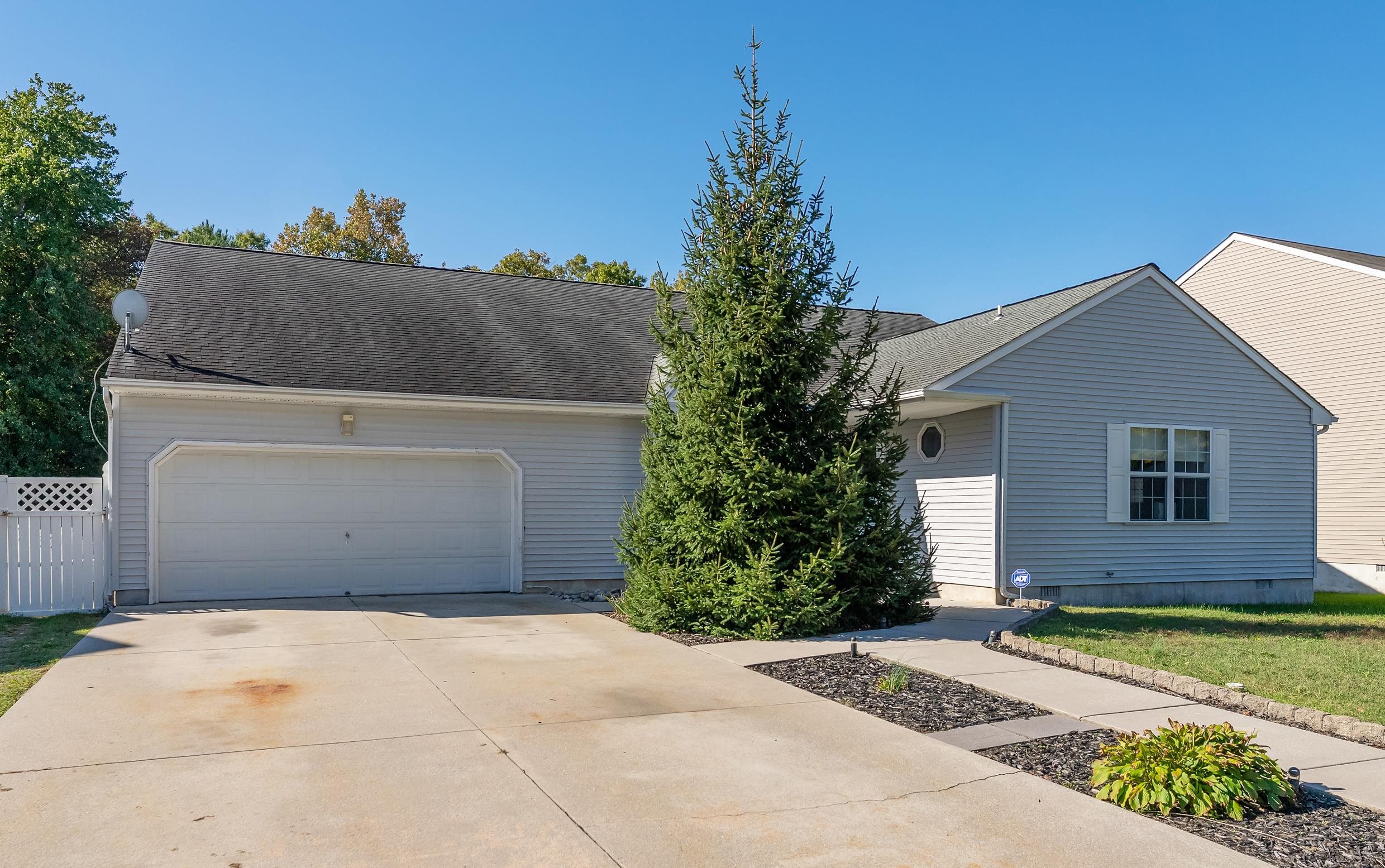 North Cape May, New Jersey, 08204, United States, 4 Bedrooms Bedrooms, ,3 BathroomsBathrooms,Residential,For Sale,1974935