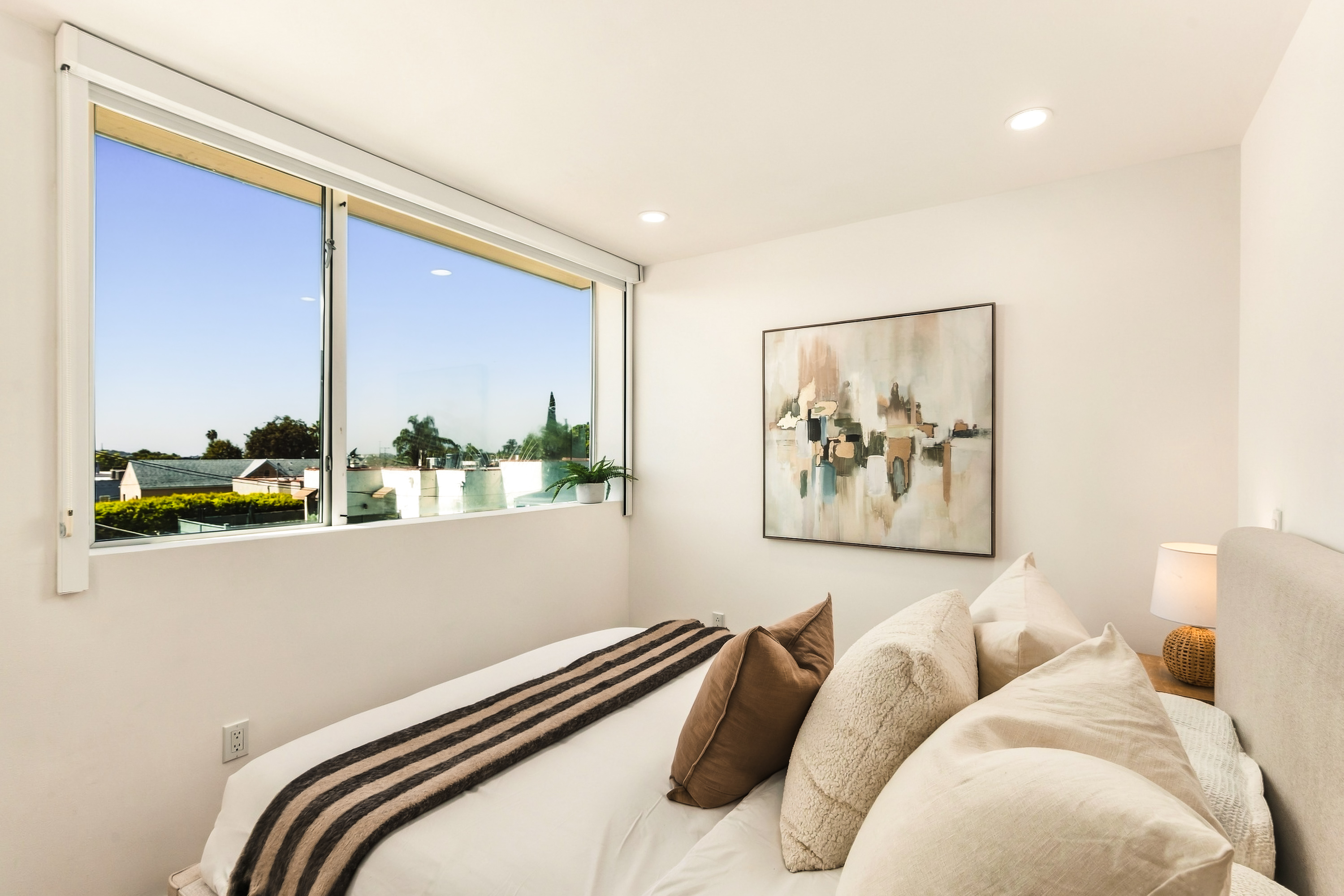  5411 West Wilshire Vista Lane, Los Angeles, CA 90019 - 物件實景