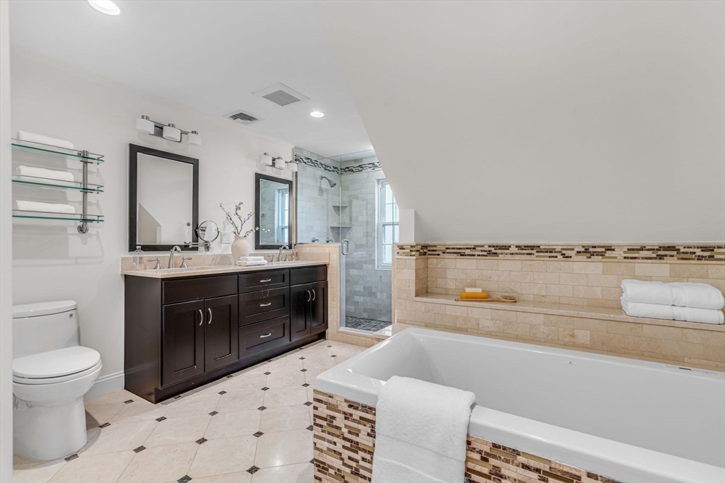 Brookline, Massachusetts, 02446, United States, 6 Bedrooms Bedrooms, ,4 BathroomsBathrooms,Residential,For Sale,1921291