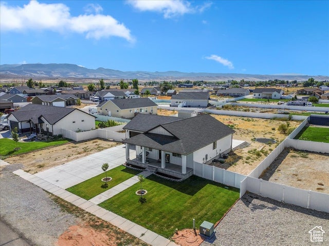 Centerfield, Utah, 84622, United States, 4 Bedrooms Bedrooms, ,3 BathroomsBathrooms,Residential,For Sale,1980838