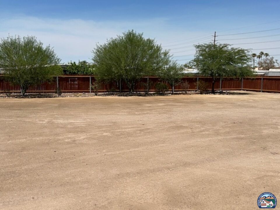 El Centro, California, 92243, United States, 3 Bedrooms Bedrooms, ,2 BathroomsBathrooms,Residential,For Sale,1939319