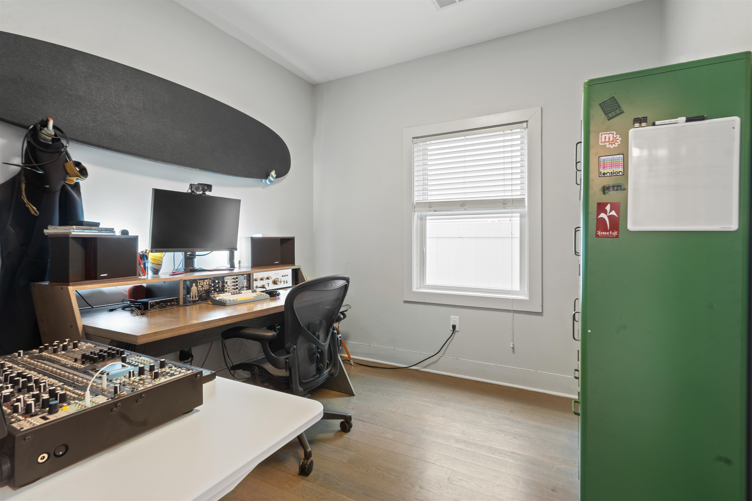 Jersey City, New Jersey, 07307, United States, 3 Bedrooms Bedrooms, ,2 BathroomsBathrooms,Residential,For Sale,1916782