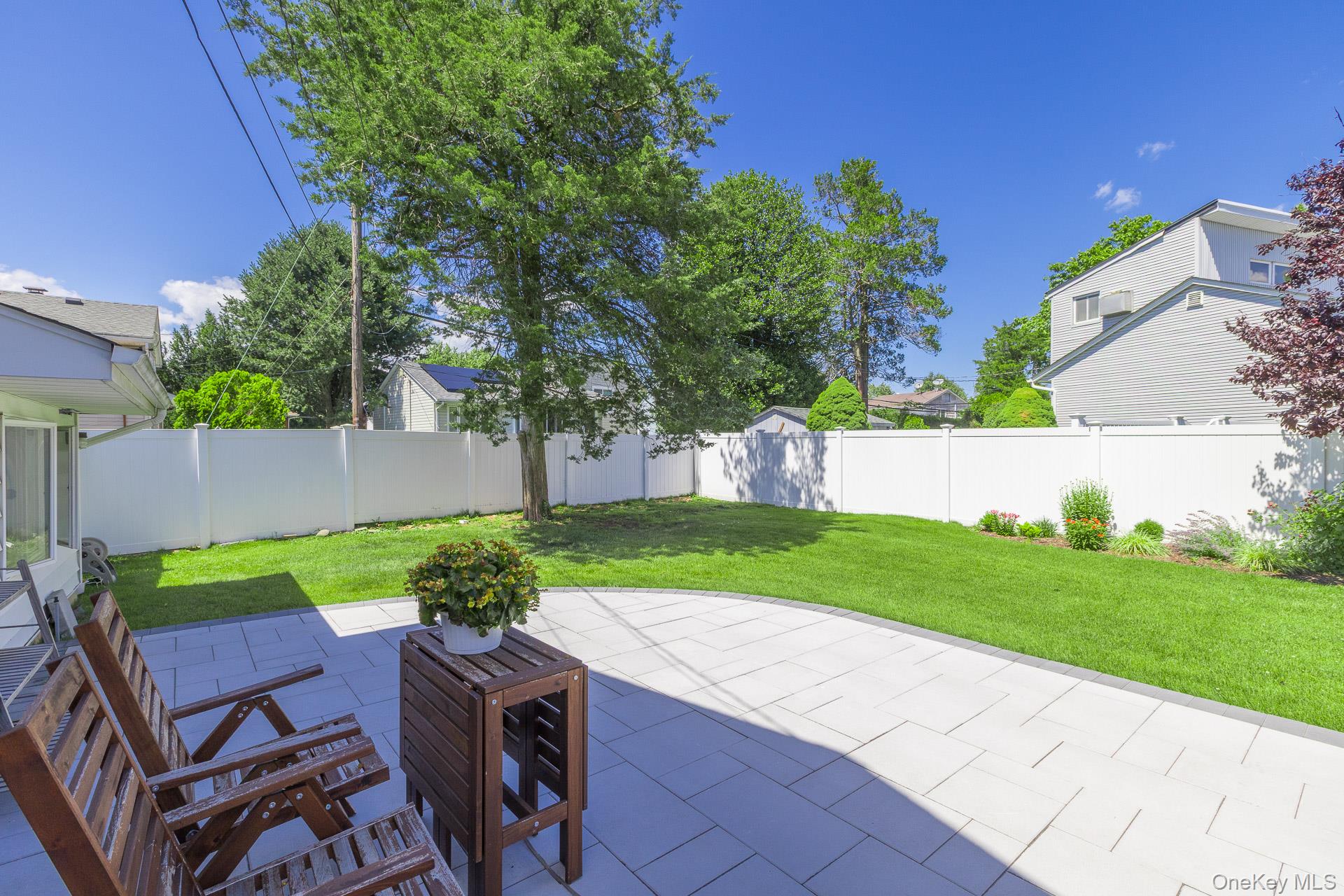  21 Pinetree Avenue, Hicksville, NY, 11801 - 物件實景
