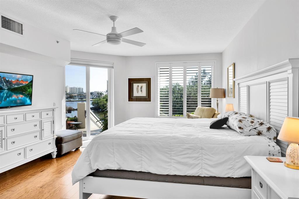 Pompano Beach, Florida, 33062, United States, 2 Bedrooms Bedrooms, ,3 BathroomsBathrooms,Residential,For Sale,2040159