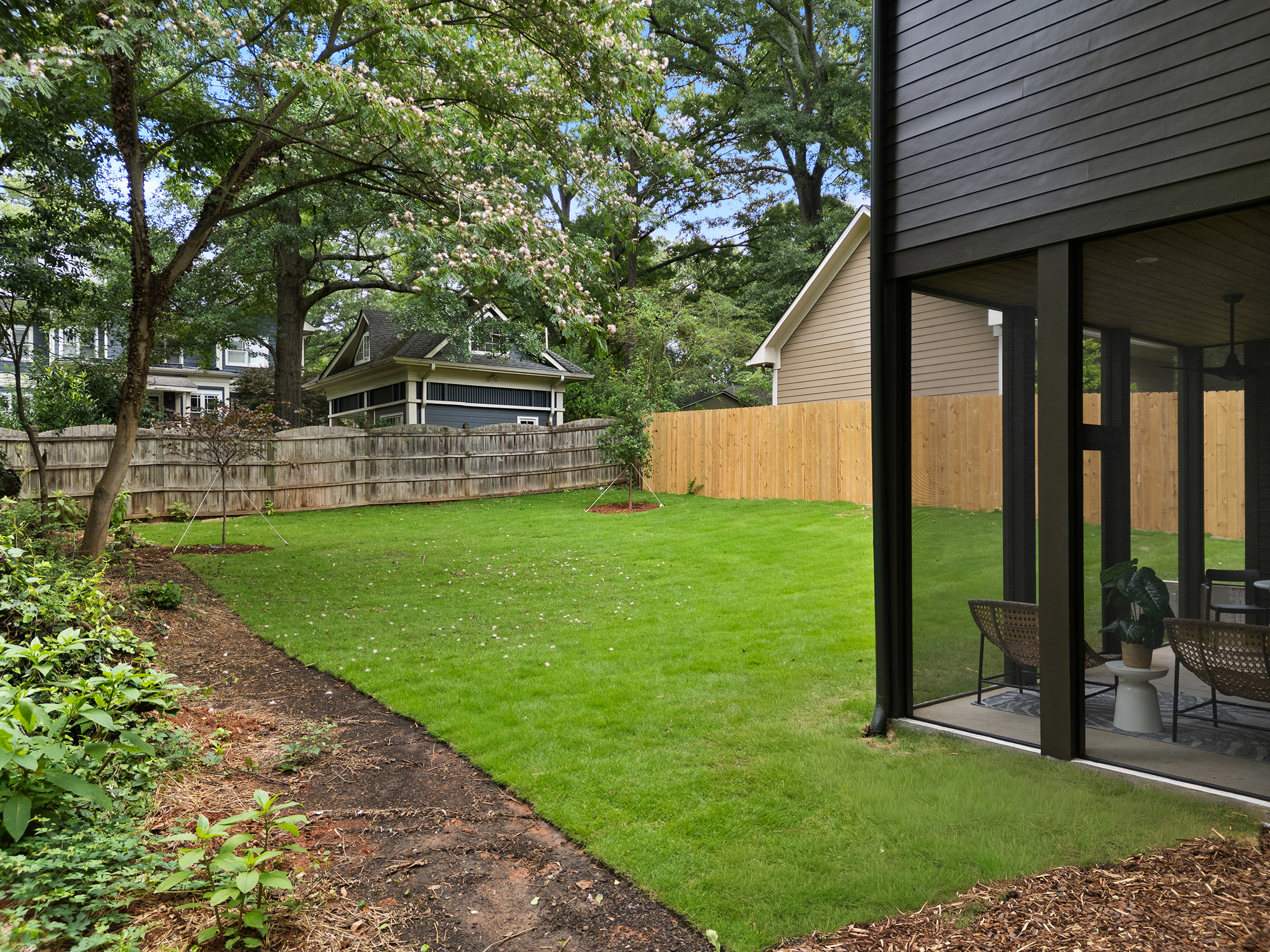  Modern Simplicity in Peaceful Winnona Park - 物件實景