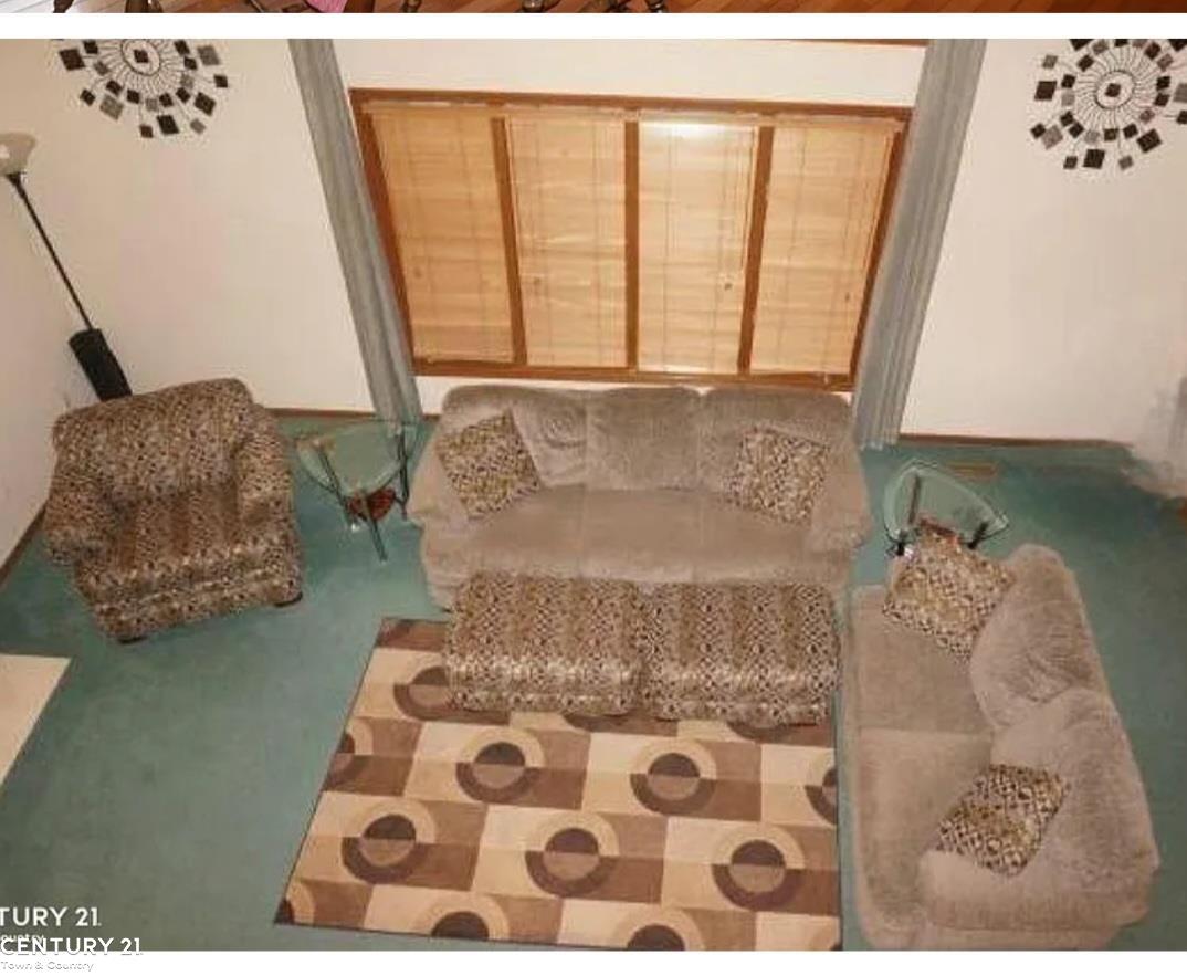 Macomb Twp, Michigan, 48044, United States, 4 Bedrooms Bedrooms, ,4 BathroomsBathrooms,Residential,For Sale,1894299