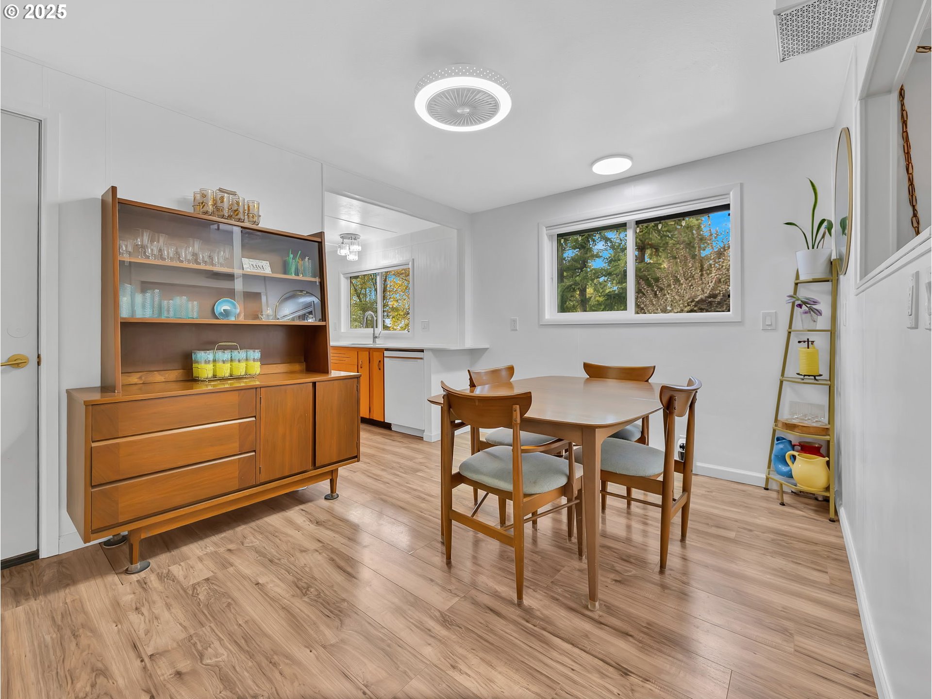 Estacada, Oregon, 97023, United States, 3 Bedrooms Bedrooms, ,2 BathroomsBathrooms,Residential,For Sale,2000094