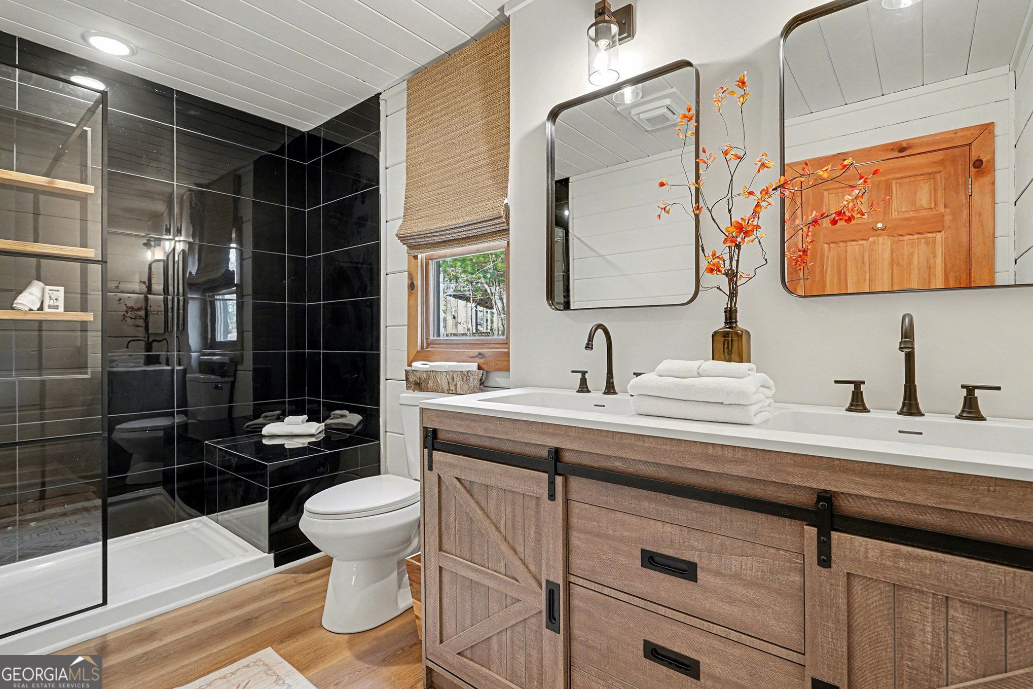 Morganton, Georgia, 30560, United States, 3 Bedrooms Bedrooms, ,3 BathroomsBathrooms,Residential,For Sale,2006569