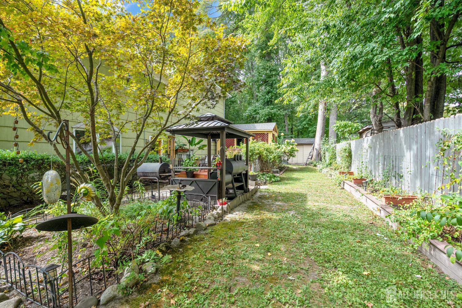 North Brunswick, New Jersey, 08902, United States, 4 Bedrooms Bedrooms, ,3 BathroomsBathrooms,Residential,For Sale,1979106