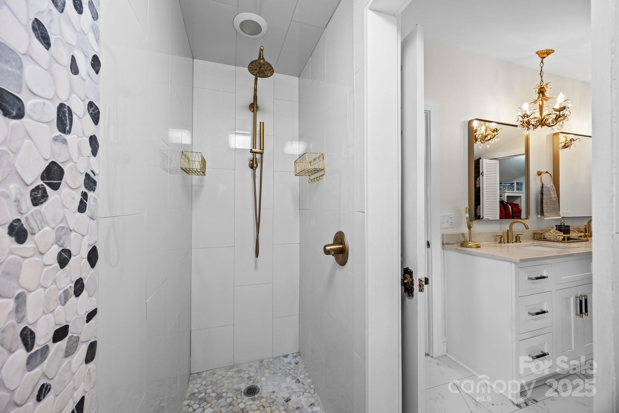 Salisbury, North Carolina, 28146, United States, 3 Bedrooms Bedrooms, ,3 BathroomsBathrooms,Residential,For Sale,1996435