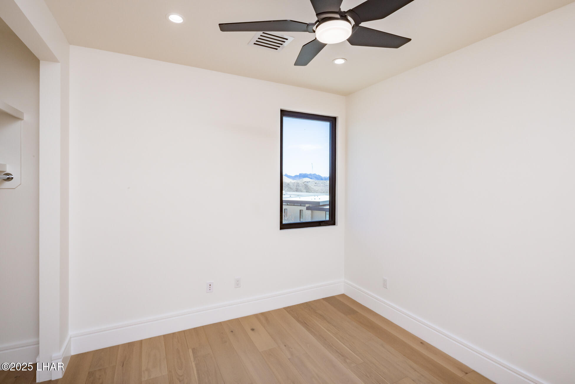 Lake Havasu City, Arizona, 86406, United States, 6 Bedrooms Bedrooms, ,3 BathroomsBathrooms,Residential,For Sale,1766228