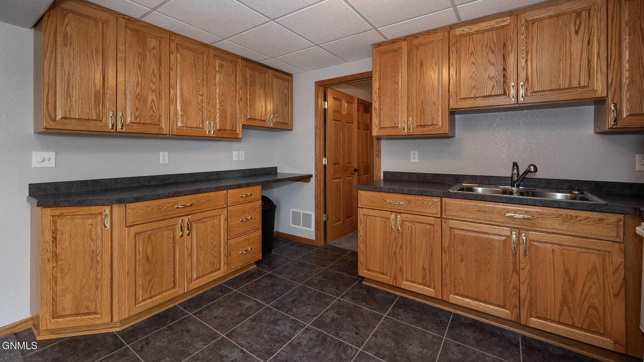 Center, North Dakota, 58530, United States, 4 Bedrooms Bedrooms, ,3 BathroomsBathrooms,Residential,For Sale,1904548