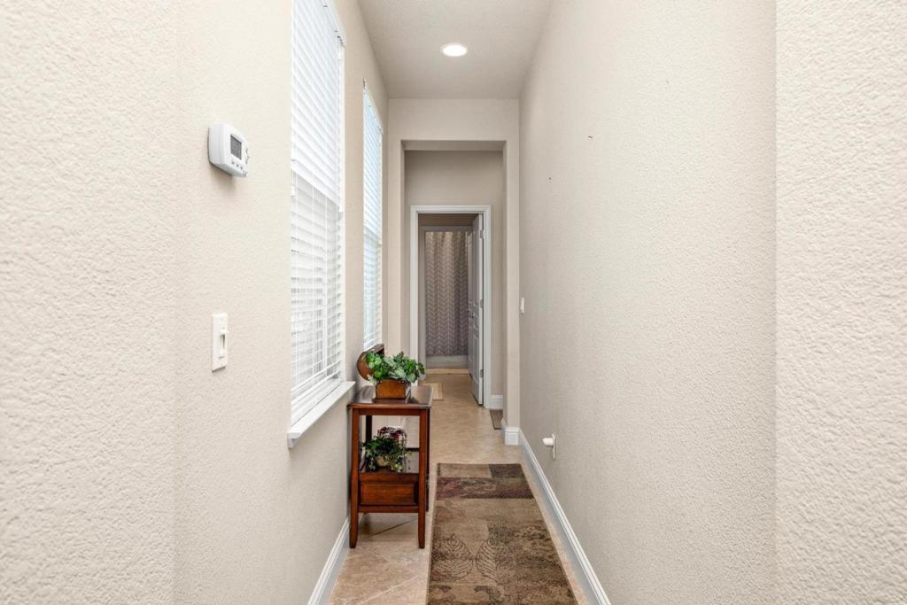Oakdale, California, 95361, United States, 4 Bedrooms Bedrooms, ,2 BathroomsBathrooms,Residential,For Sale,1981612