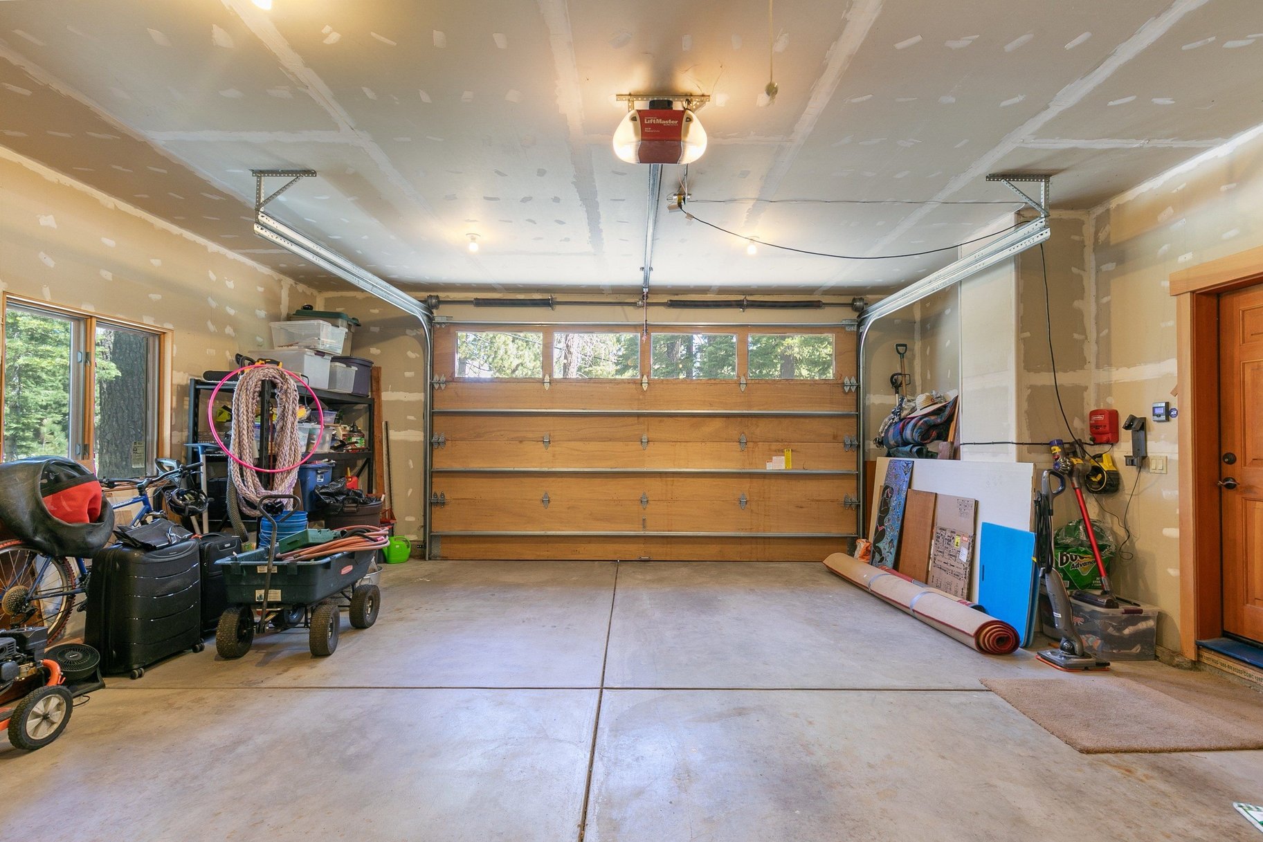  Home 3 Blocks from Lake Tahoe with 4 Car Garage for Cars & Boats - 物件實景