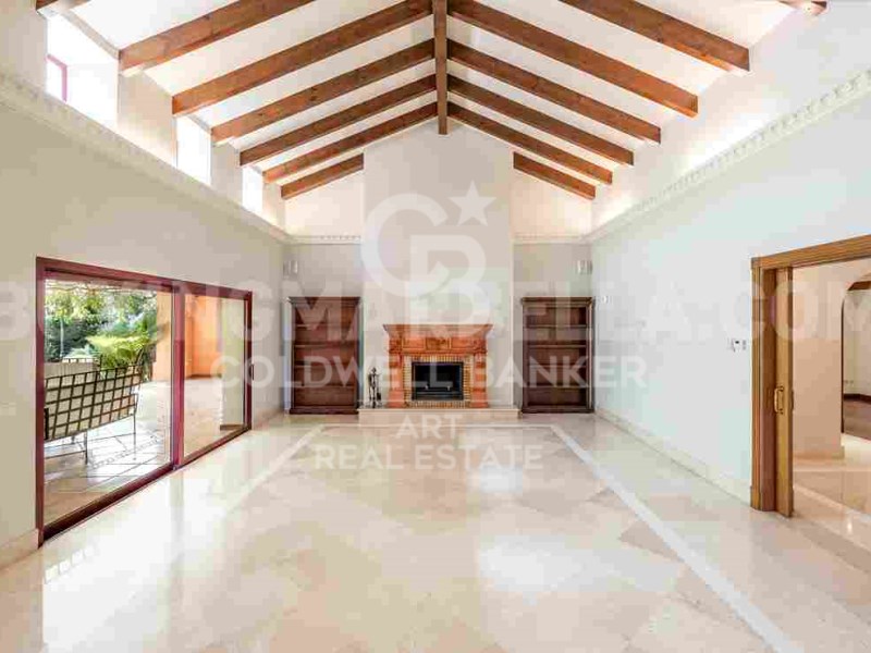 Marbella, Andalusia, ES, 5 Bedrooms Bedrooms, ,4 BathroomsBathrooms,Residential,For Sale,1804949