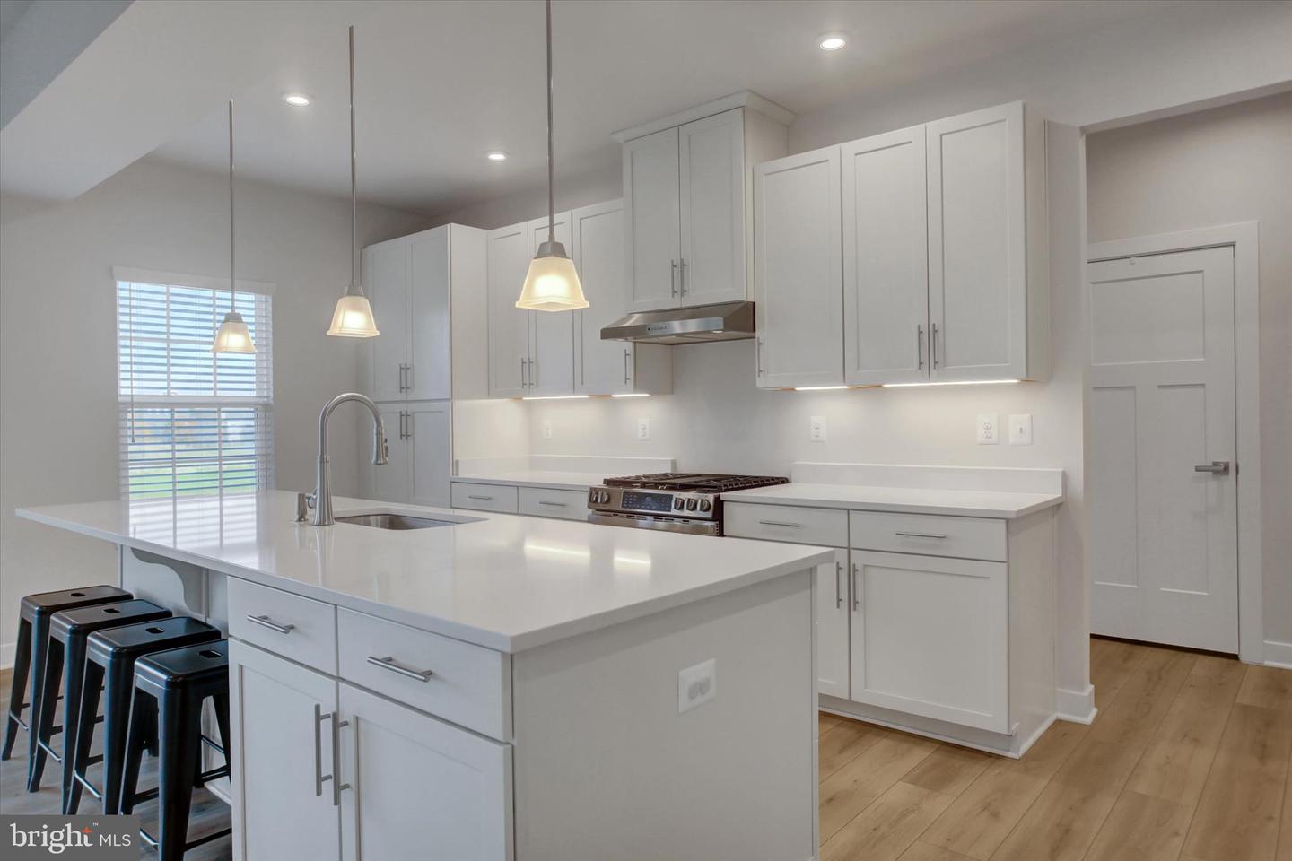 Greencastle, Pennsylvania, 17225, United States, 4 Bedrooms Bedrooms, ,4 BathroomsBathrooms,Residential,For Sale,1989287