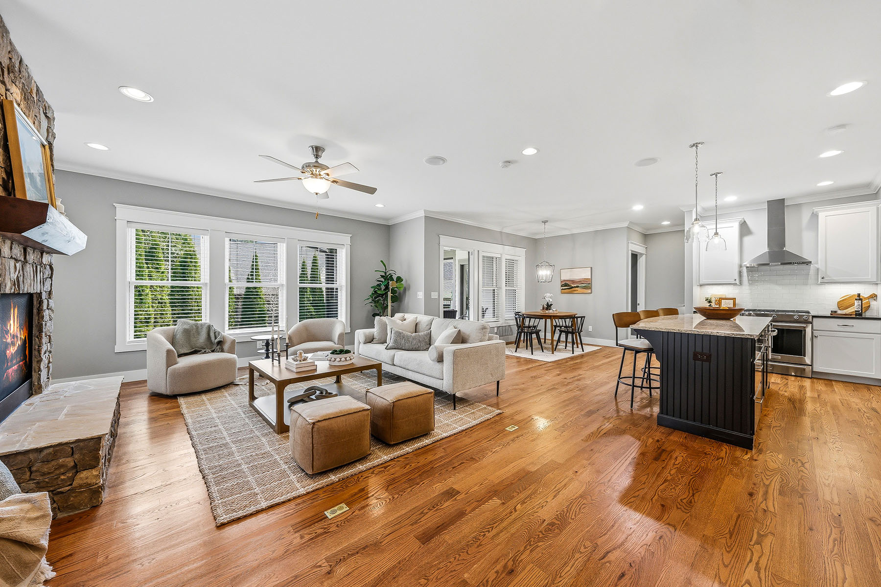  FAIRVIEW - 物件實景