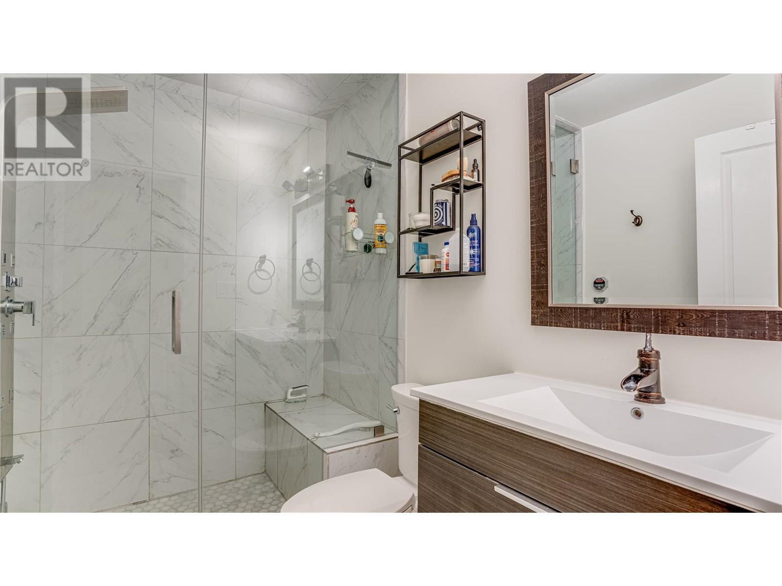 KELOWNA, British Columbia, V1Z 3W5, CA, 2 Bedrooms Bedrooms, ,2 BathroomsBathrooms,Residential,For Sale,1897605