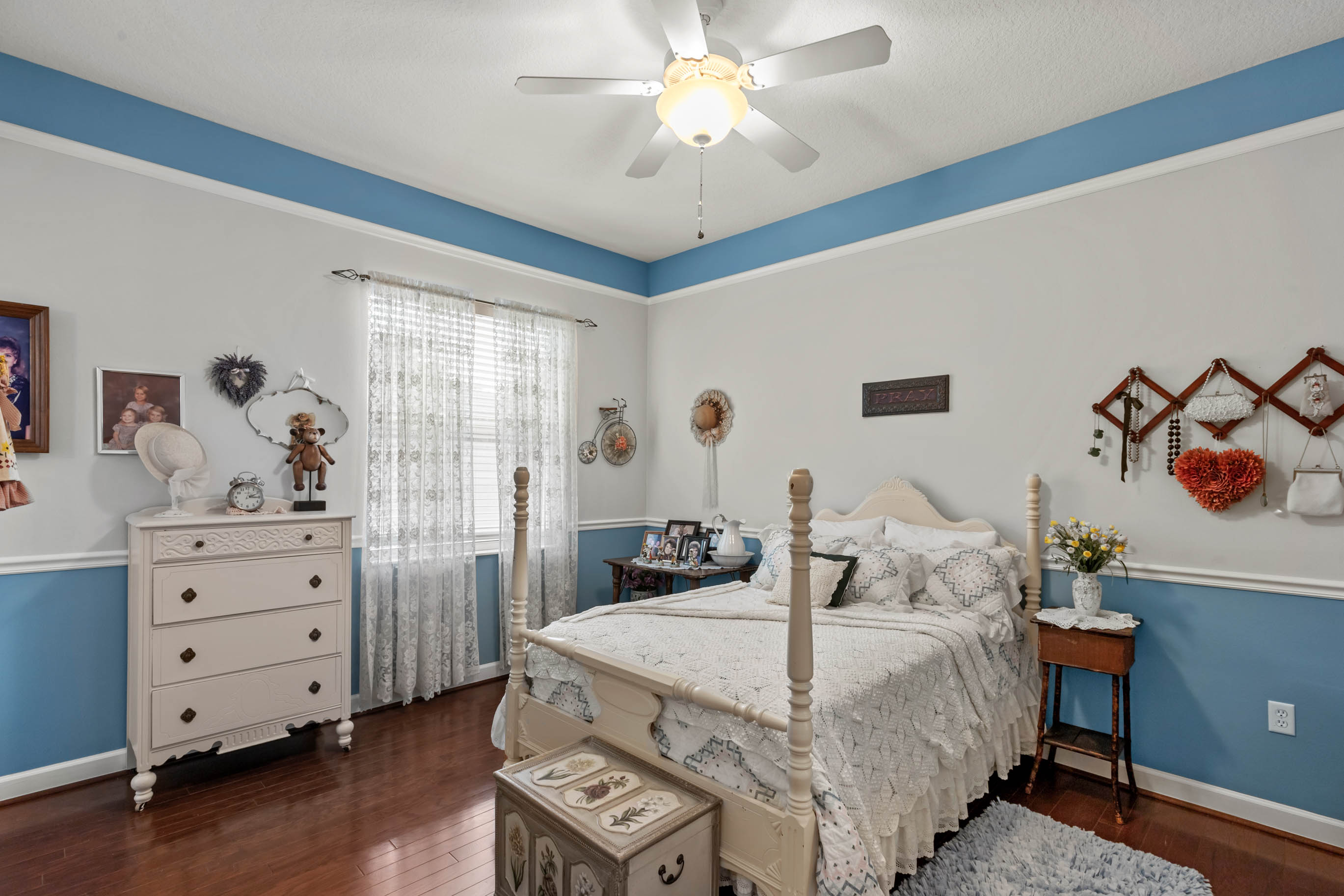 Eustis, Florida, 32736, United States, 3 Bedrooms Bedrooms, ,4 BathroomsBathrooms,Residential,For Sale,2013226