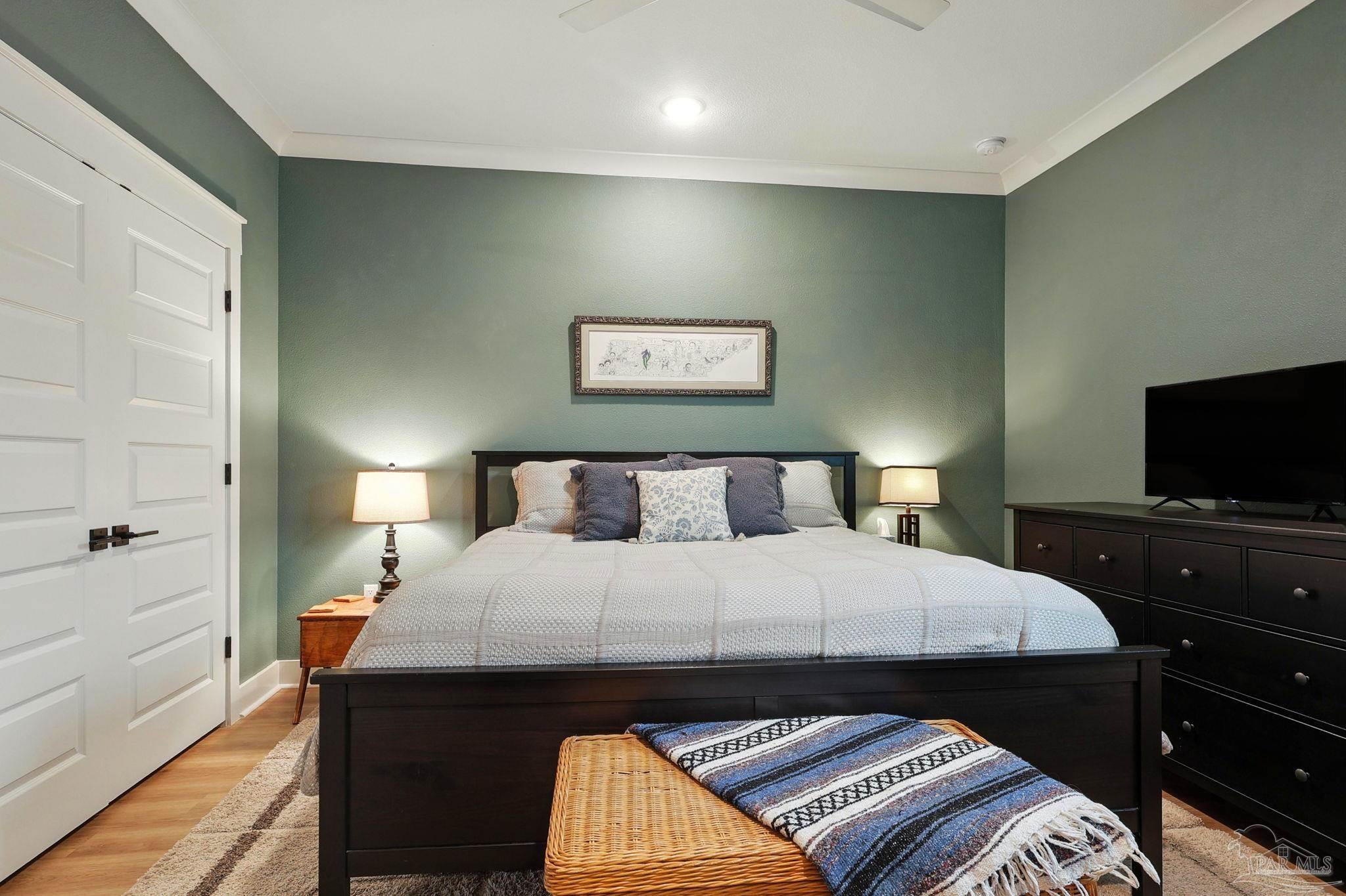 Pensacola, Florida, 32507, United States, 3 Bedrooms Bedrooms, ,3 BathroomsBathrooms,Residential,For Sale,1956386