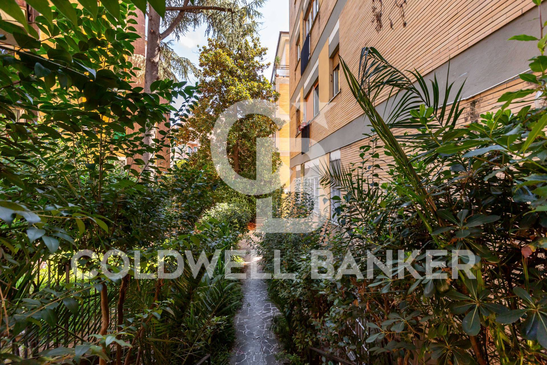 Roma, Roma, 00100, IT, 2 Bedrooms Bedrooms, ,2 BathroomsBathrooms,Residential,For Sale,1957562