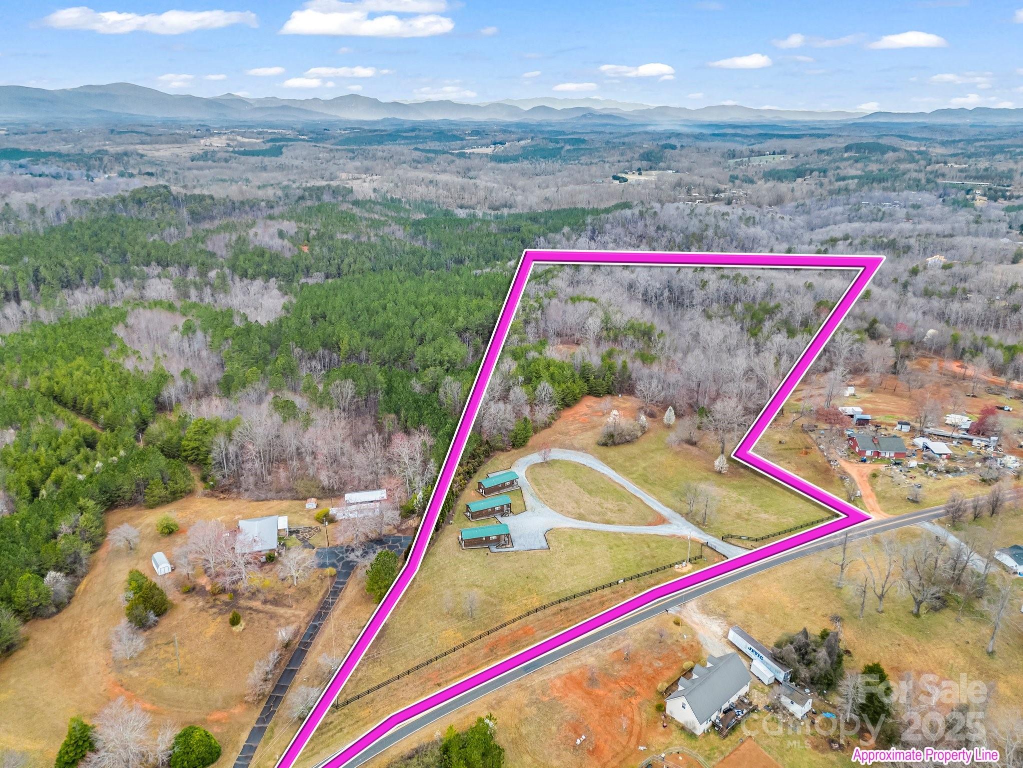 Tryon, North Carolina, 28782, United States, 3 Bedrooms Bedrooms, ,3 BathroomsBathrooms,Residential,For Sale,1914203