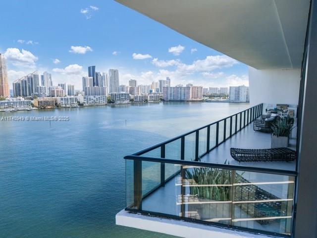 Aventura, Florida, 33160, United States, 6 Bedrooms Bedrooms, ,8 BathroomsBathrooms,Residential,For Sale,1708422