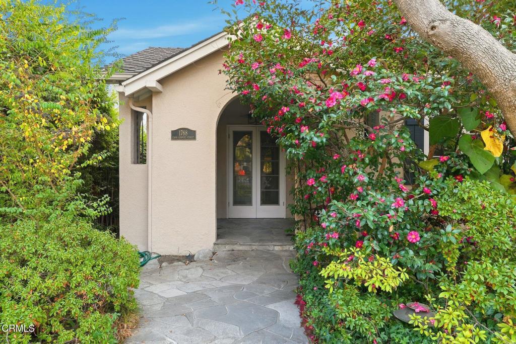 Pasadena, California, 91104, United States, 3 Bedrooms Bedrooms, ,1 BathroomBathrooms,Residential,For Sale,1993428