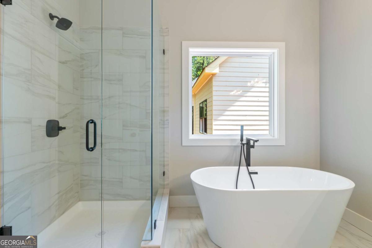 Athens, Georgia, 30605, United States, 3 Bedrooms Bedrooms, ,2 BathroomsBathrooms,Residential,For Sale,1906497