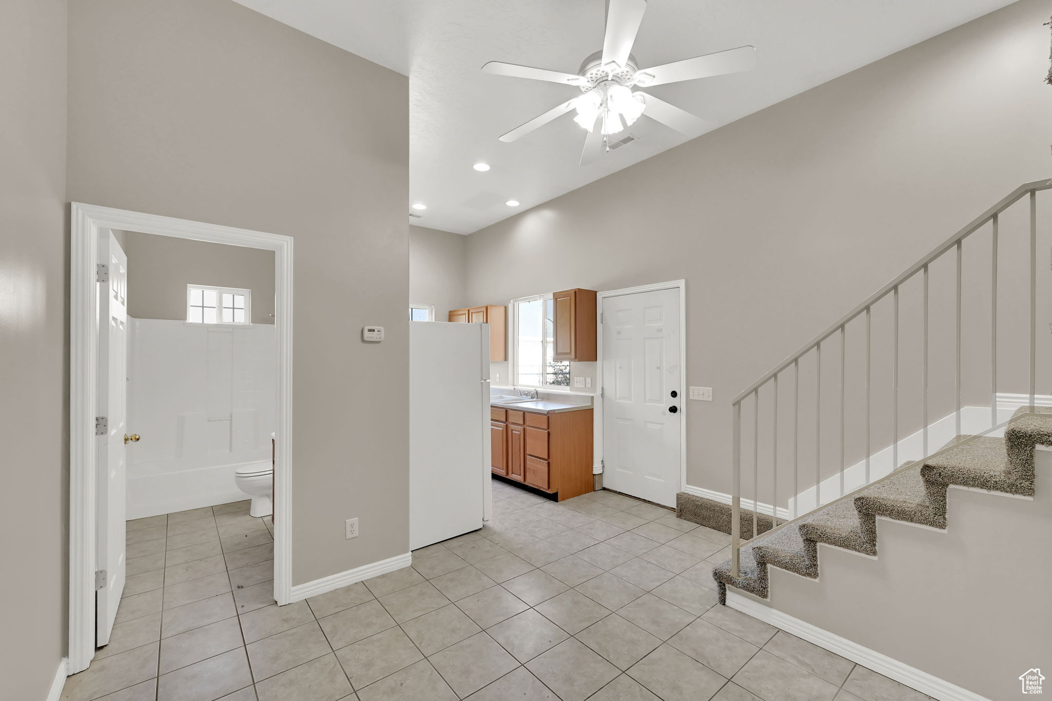 Farr West, Utah, 84404, United States, 4 Bedrooms Bedrooms, ,3 BathroomsBathrooms,Residential,For Sale,1891966