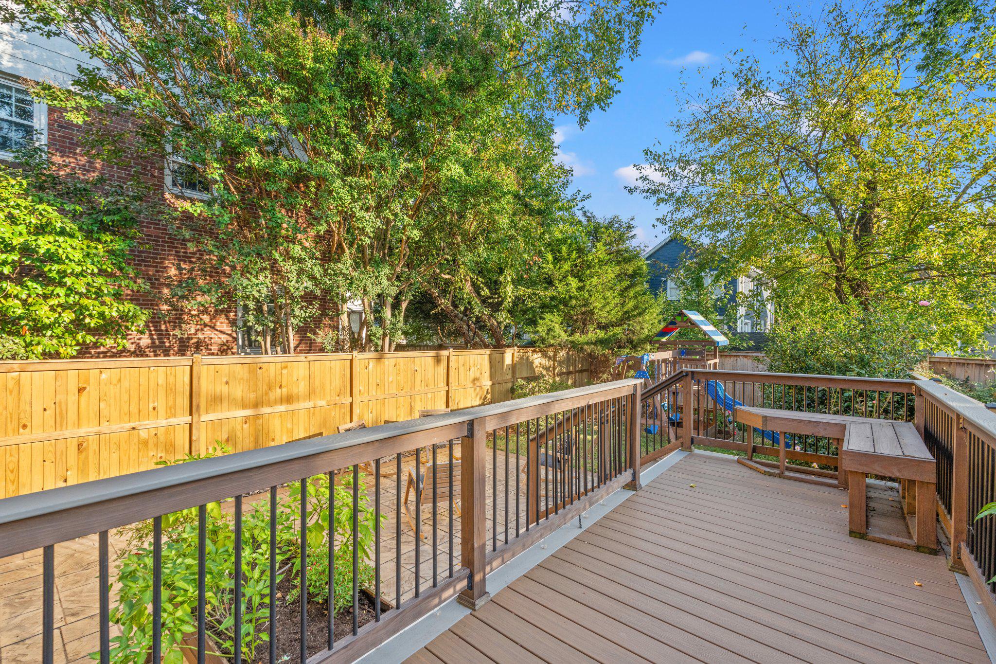  315 E Mount Ida Avenue, Alexandria, VA, 22301 - 物件實景