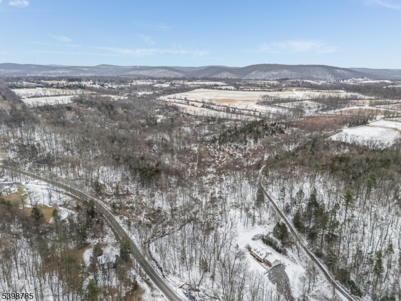 Columbia, New Jersey, 07832, United States, 3 Bedrooms Bedrooms, ,1 BathroomBathrooms,Residential,For Sale,2006110